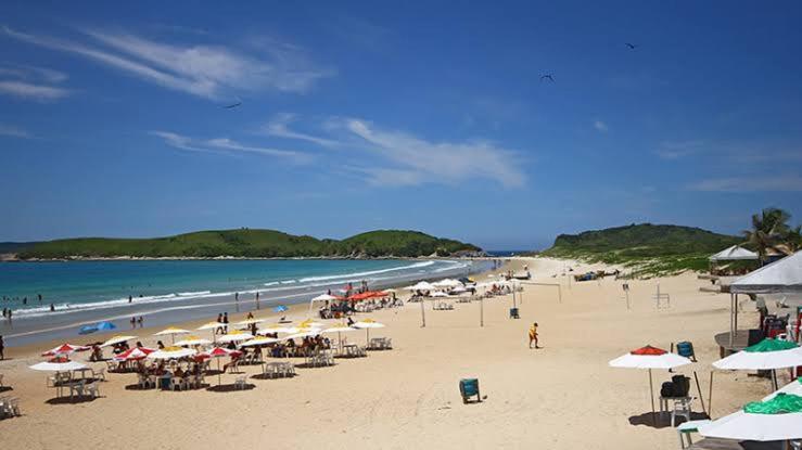 Flat Pe Na Areia Cabo Frioアパートホテル エクステリア 写真