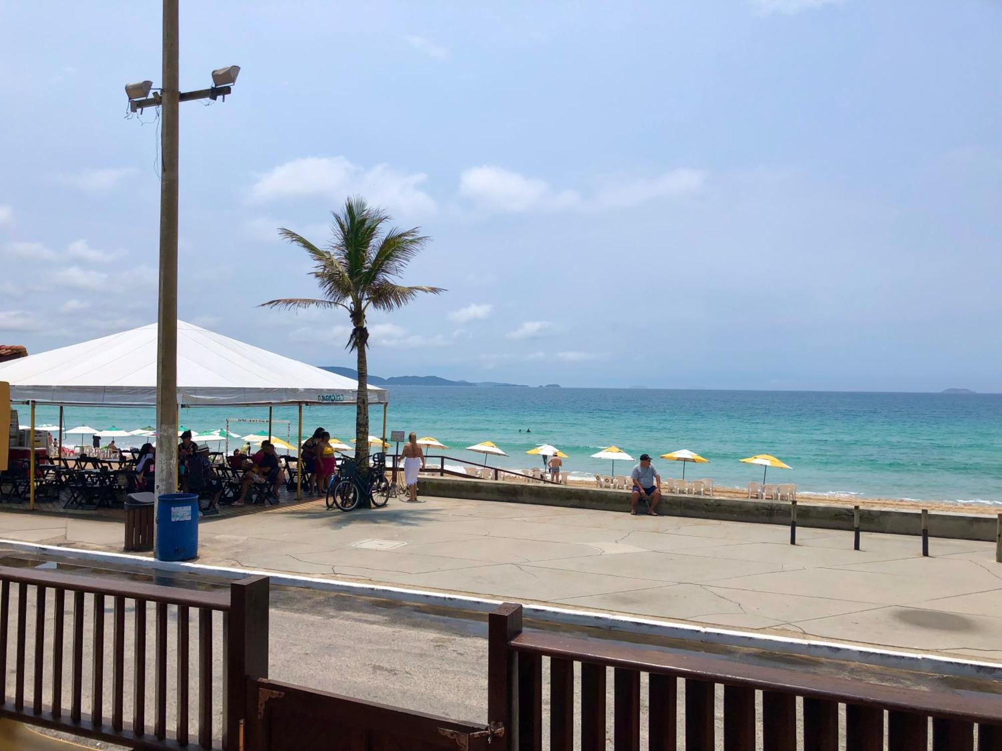 Flat Pe Na Areia Cabo Frioアパートホテル エクステリア 写真